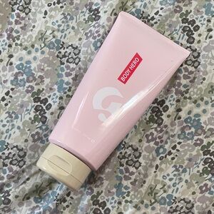 Original formula Glossier body Hero lotion